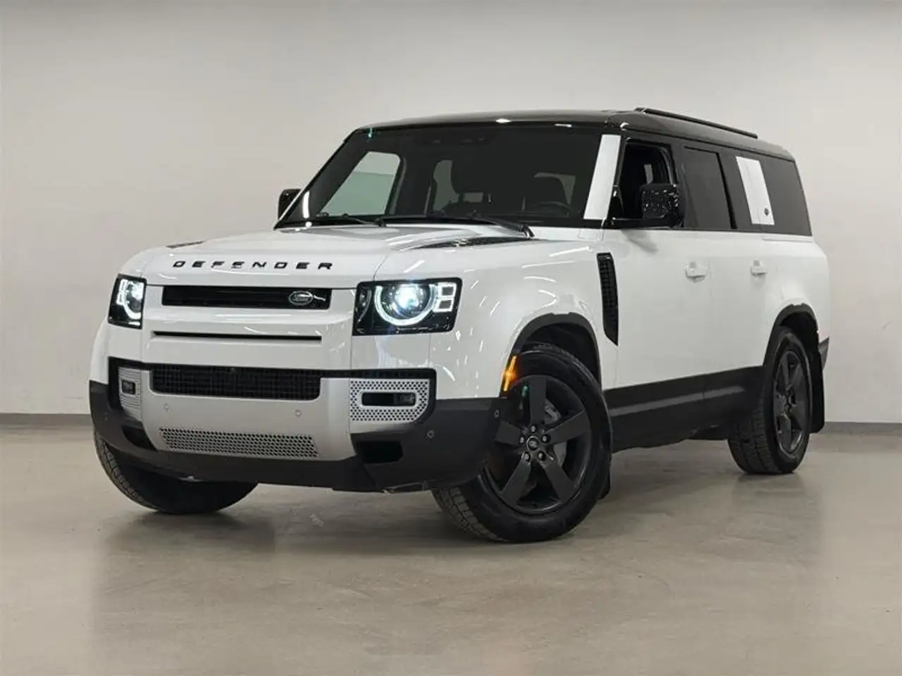 2023 Land Rover Defender