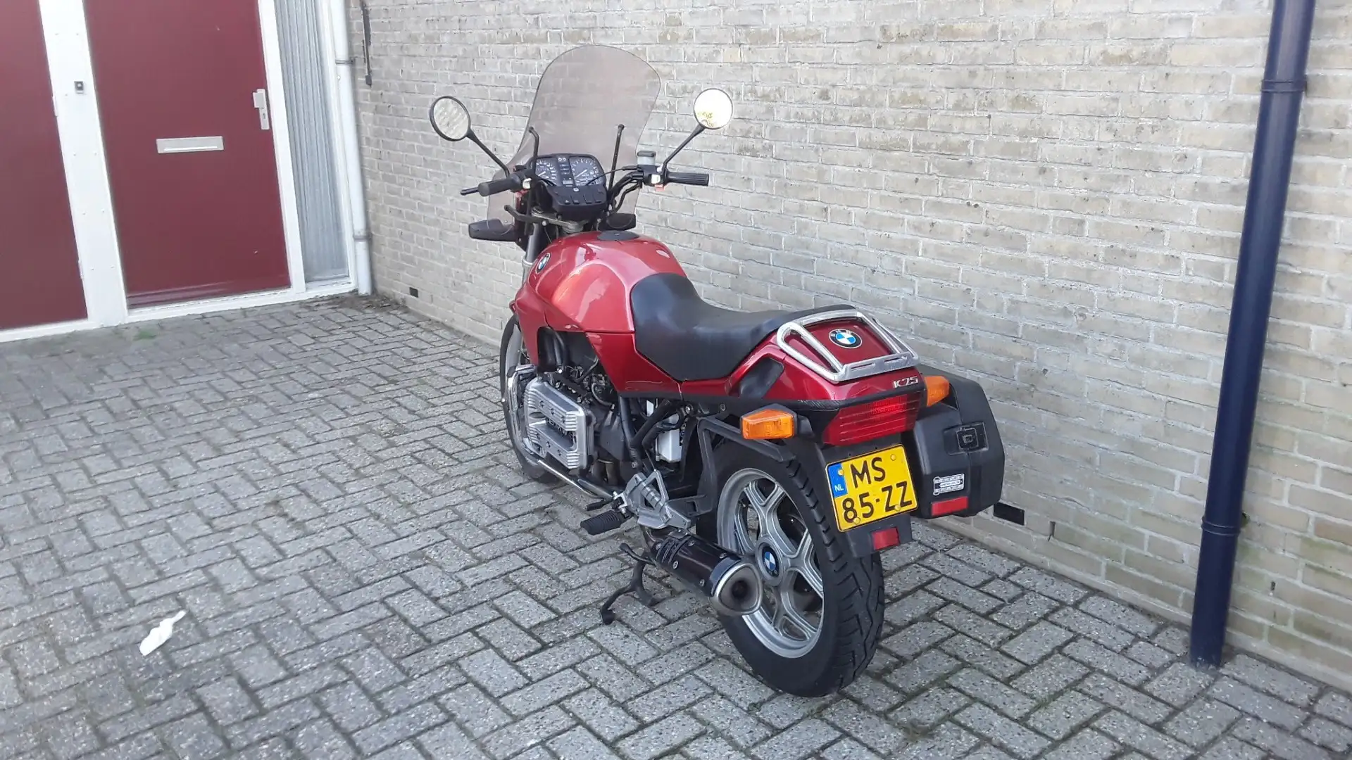 BMW K 75 C Червоний - 1