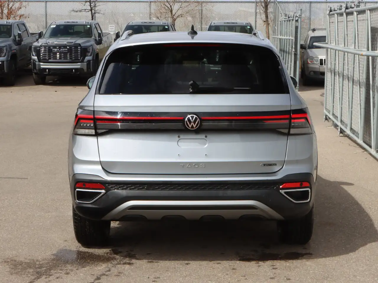 Volkswagen Taos снимка Volkswagen Taos