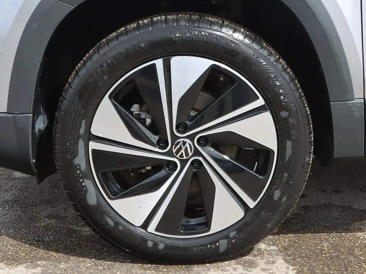 Volkswagen Taos снимка Volkswagen Taos