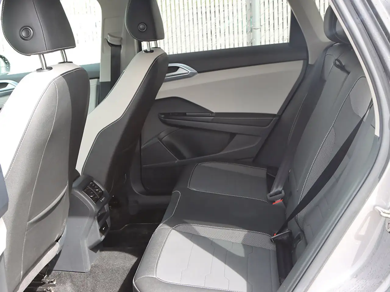 Volkswagen Taos снимка Volkswagen Taos