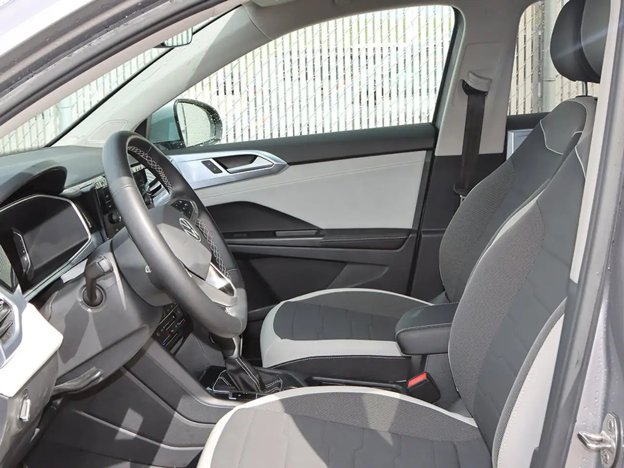 Volkswagen Taos снимка Volkswagen Taos
