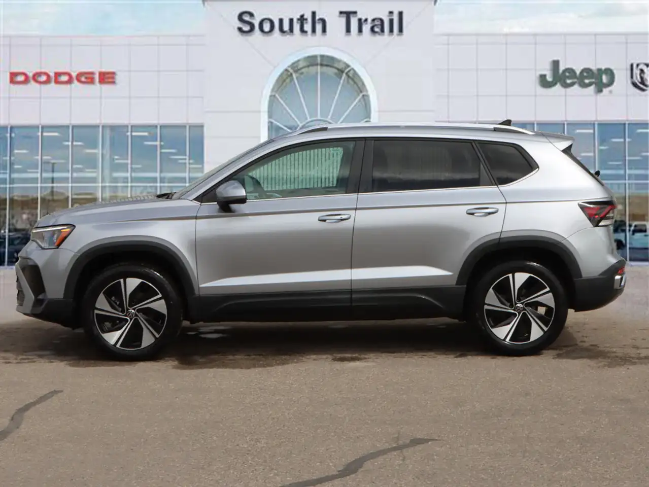 Volkswagen Taos снимка Volkswagen Taos