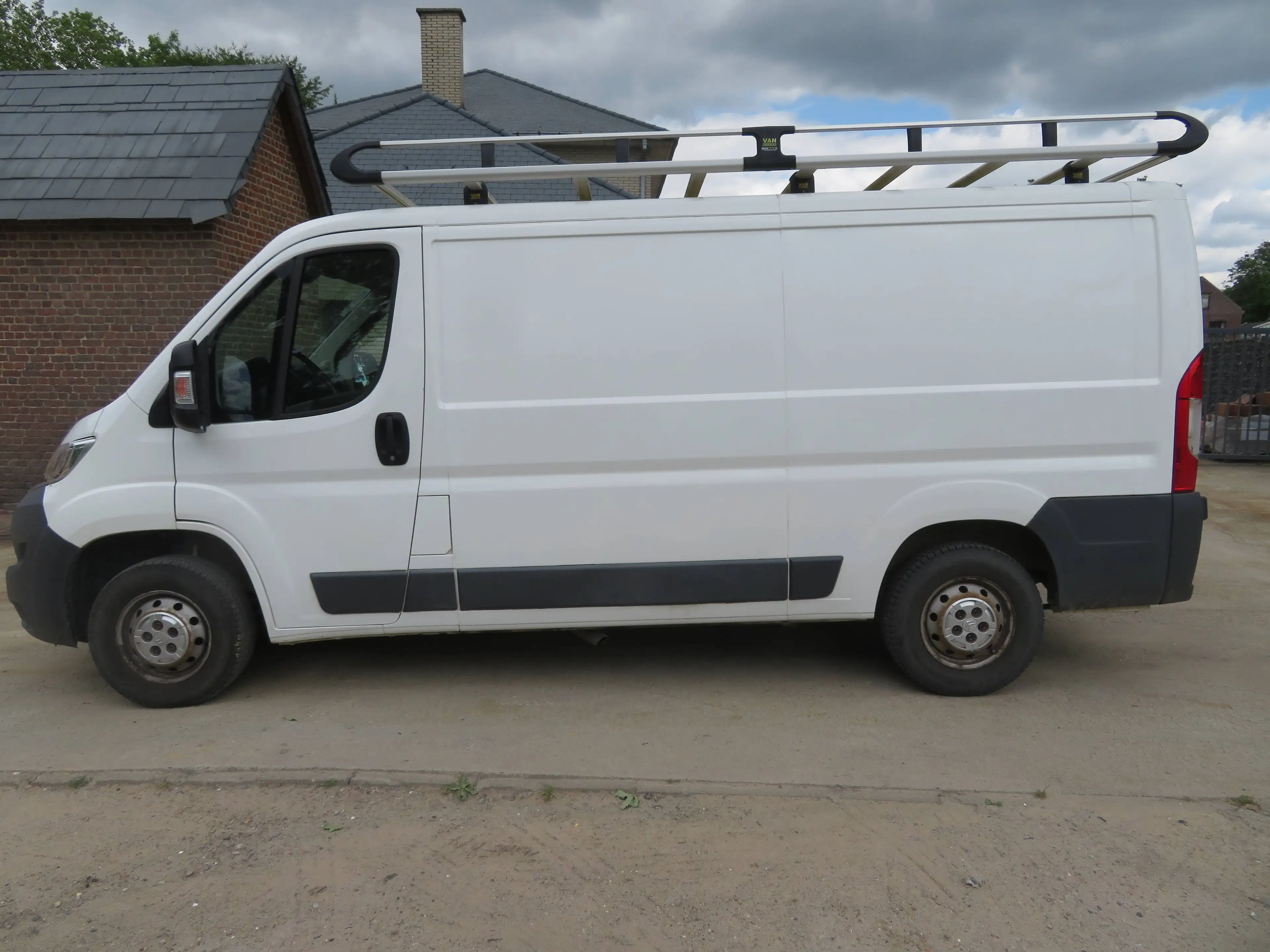 Citroen Jumper 2.0 BlueHDi - L1H1 — photo 4