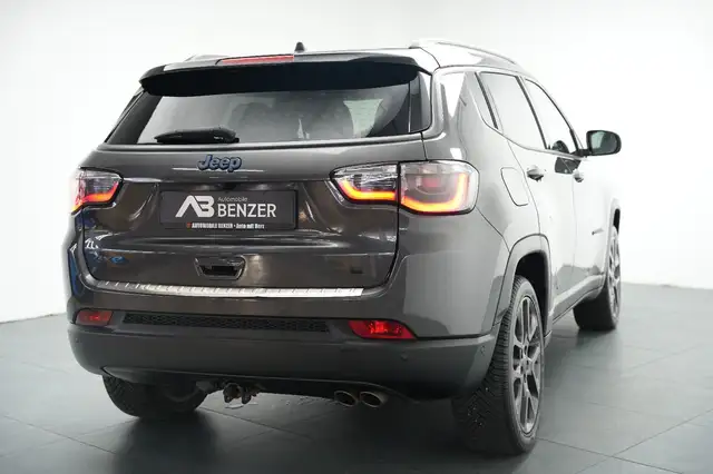 Jeep Compass view 9