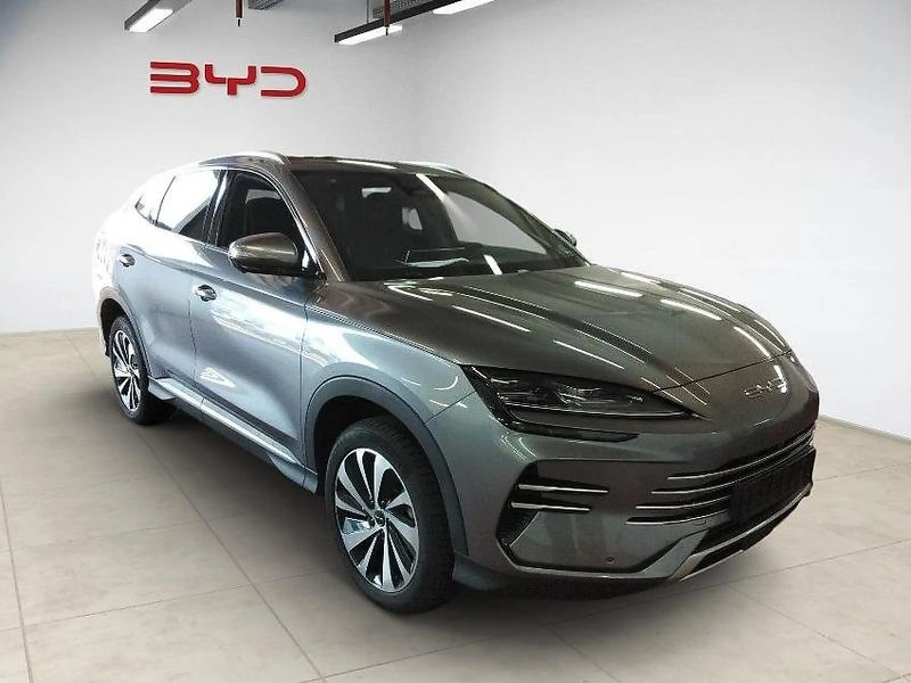BYD Seal U DM-i 18.3 kWh FWD Boost 360°/ACC/Pano — photo 4