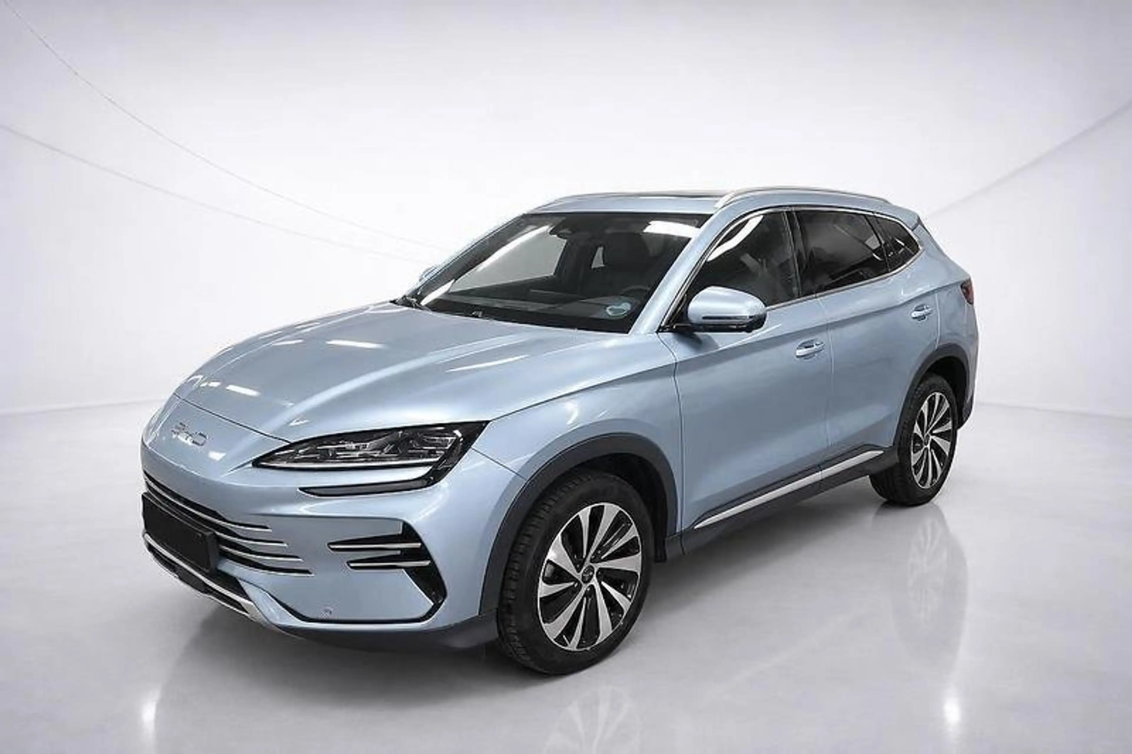 BYD Seal U DM-i 18.3 kWh FWD Boost 360°/ACC/Pano — photo 2