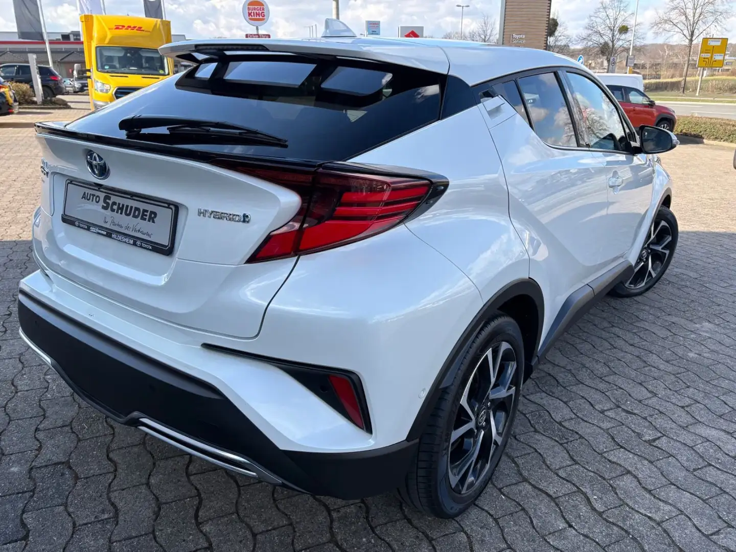 Toyota C-HR Hybrid Lounge **NAVI/JBL/LEDER** Blanc - 2