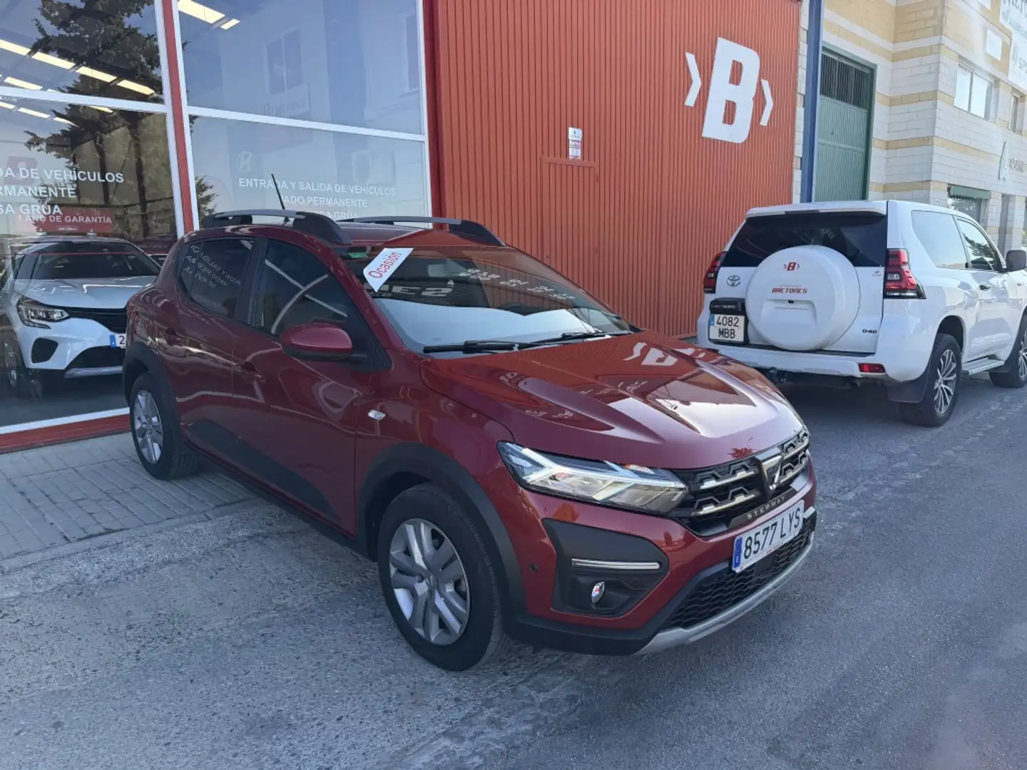 Dacia Sandero Stepway TCe Expresion 67kW Burdeos - 1