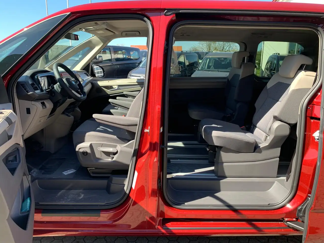 Volkswagen T7 Multivan eHybrid 4Motion KÜ 7-Sitzer 2+3Garantie Matrix 9