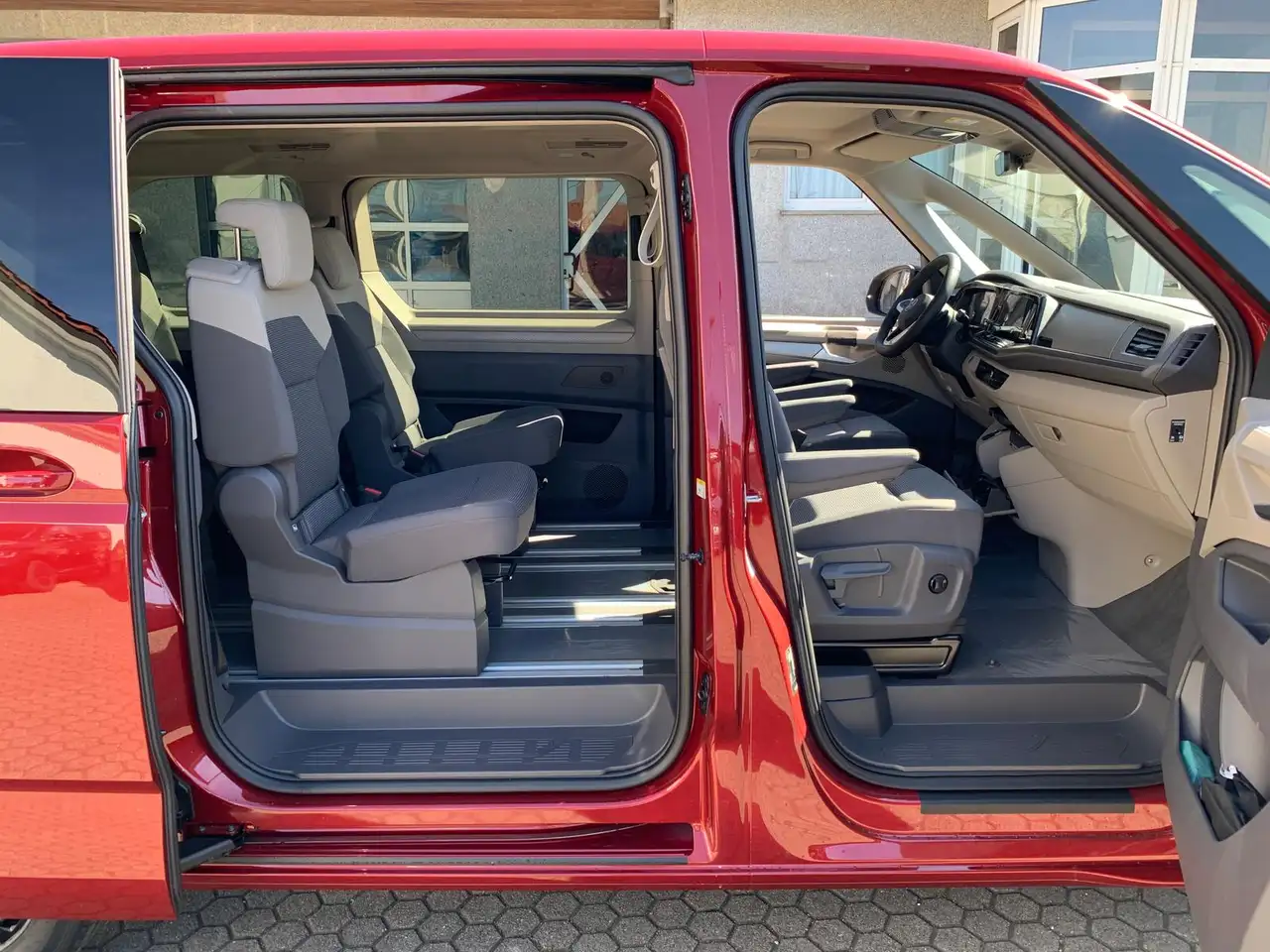 Volkswagen T7 Multivan eHybrid 4Motion KÜ 7-Sitzer 2+3Garantie Matrix 10
