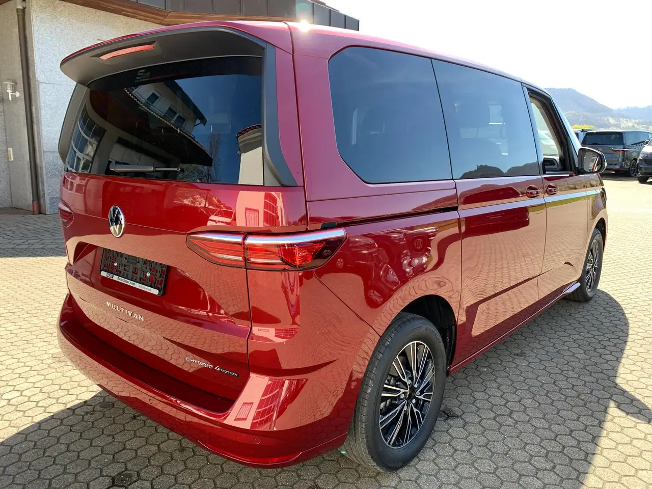 Volkswagen T7 Multivan eHybrid 4Motion KÜ 7-Sitzer 2+3Garantie Matrix 3