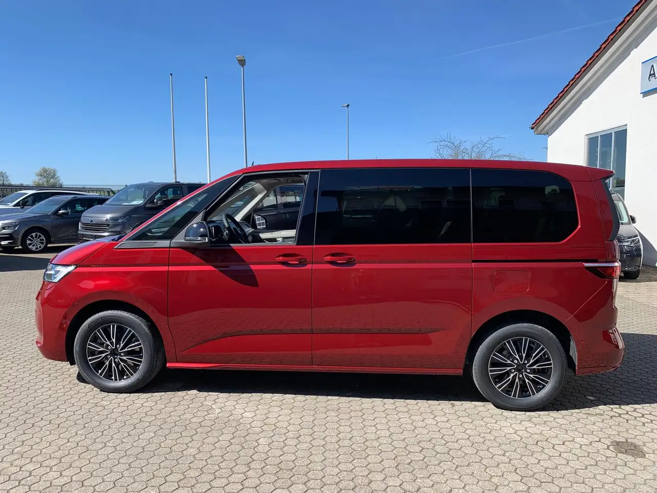 Volkswagen T7 Multivan eHybrid 4Motion KÜ 7-Sitzer 2+3Garantie Matrix 5