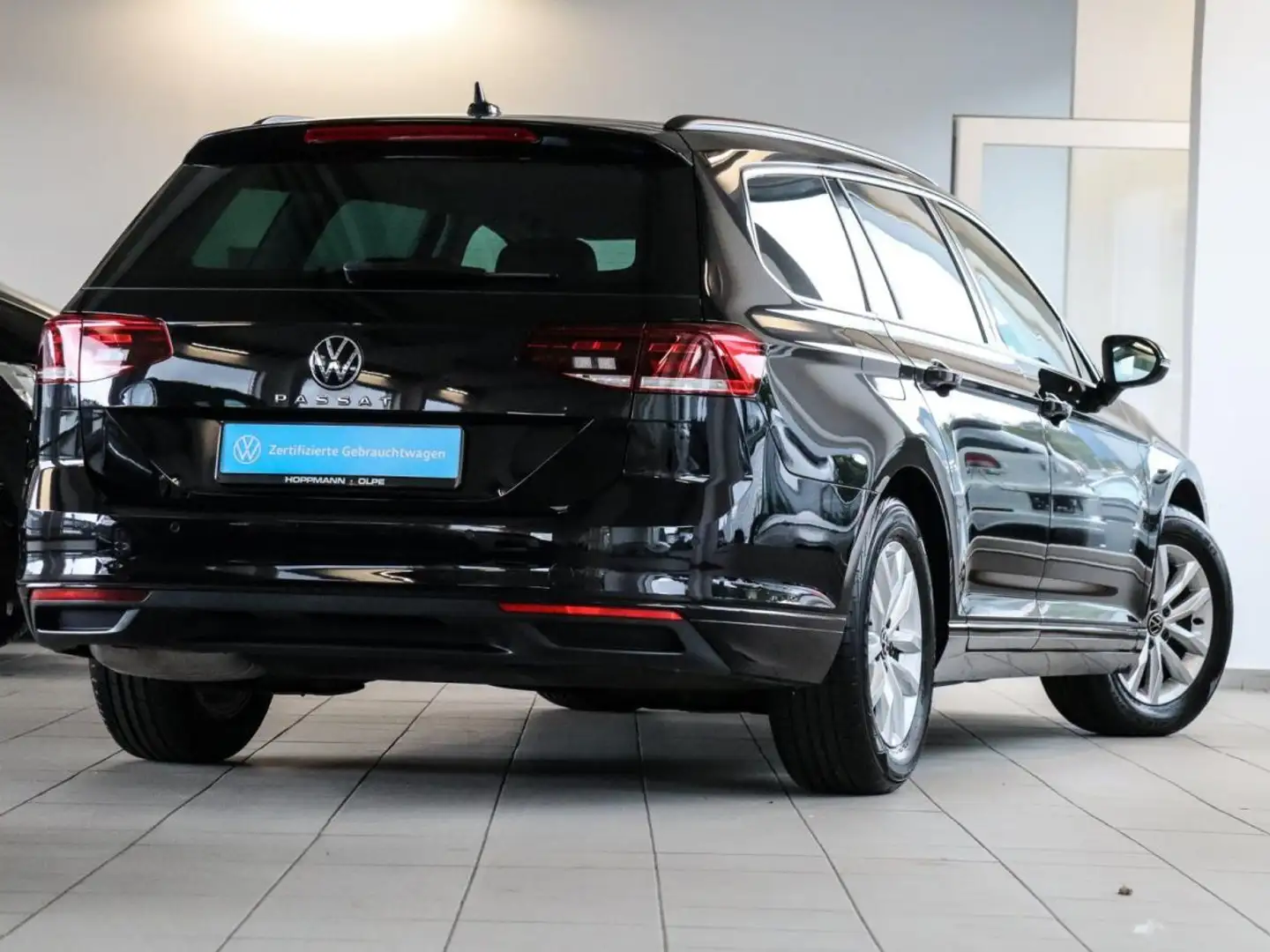 Volkswagen Passat Variant 1.5 TSI Business DSG LEDER NAVI RÜCKKAMERA Schwarz - 2