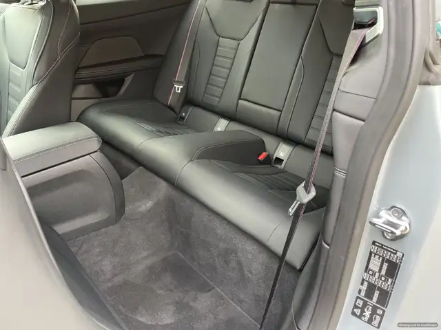 BMW M view 11