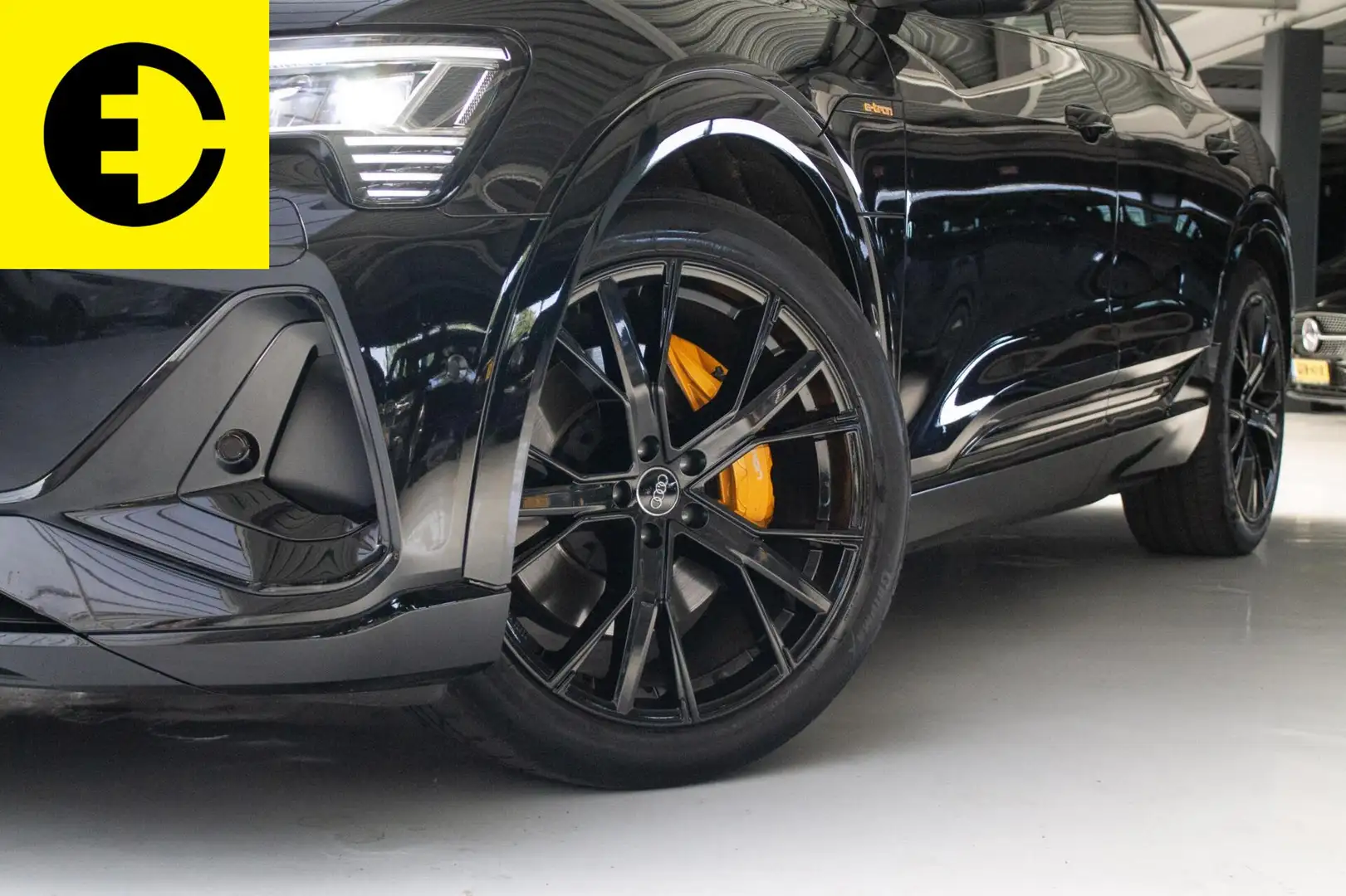 Audi e-tron Sportback 55 quattro edition 95 kWh Zwart - 2
