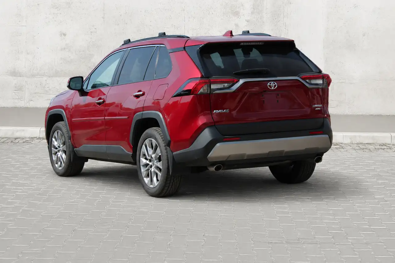 Toyota RAV 4 снимка Toyota RAV 4