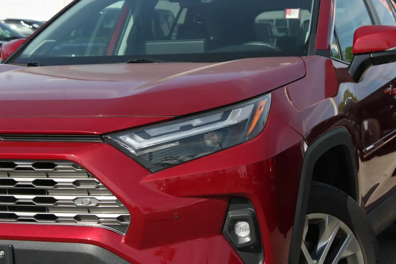 Toyota RAV 4 снимка Toyota RAV 4