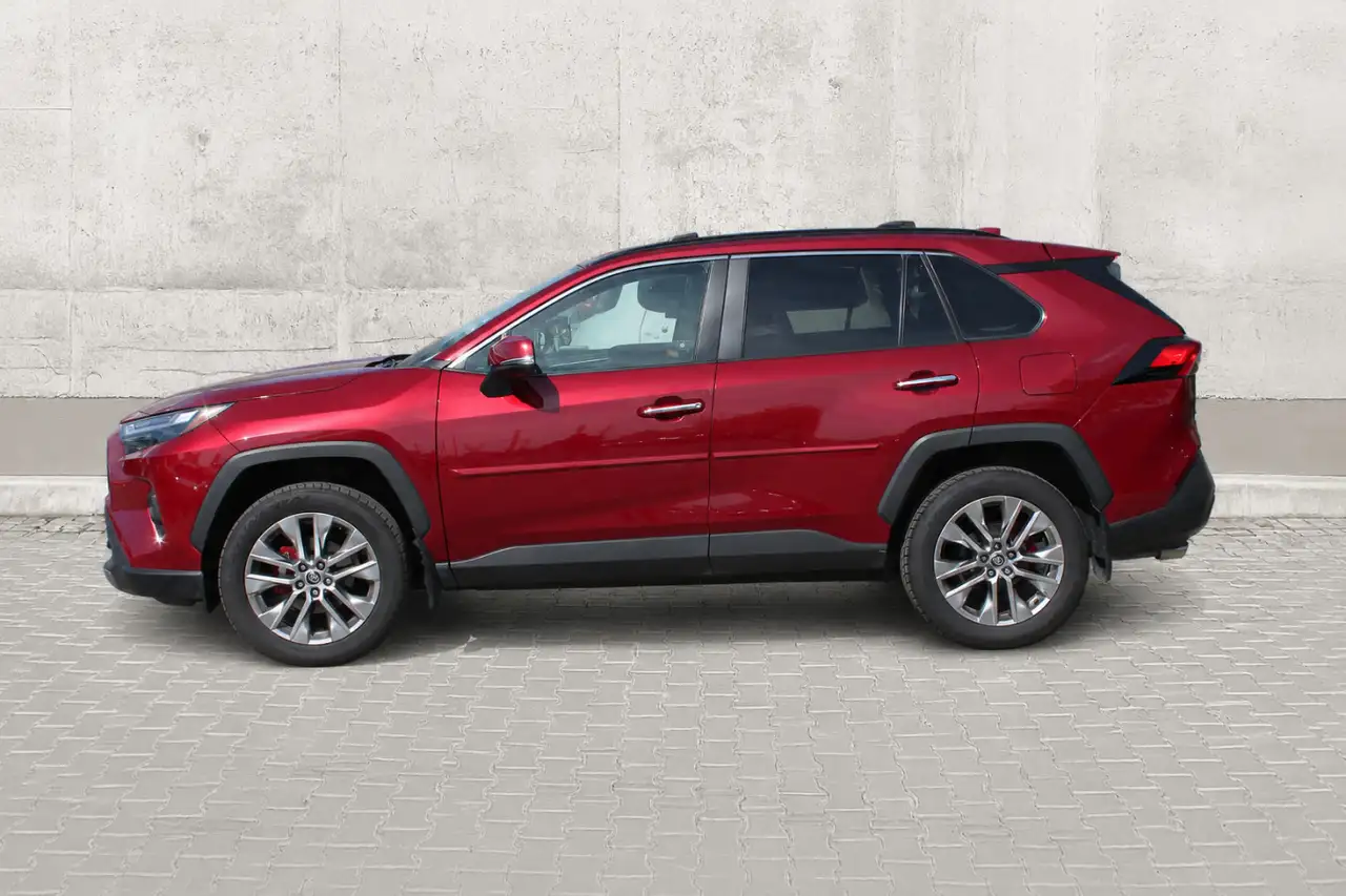 Toyota RAV 4 снимка Toyota RAV 4