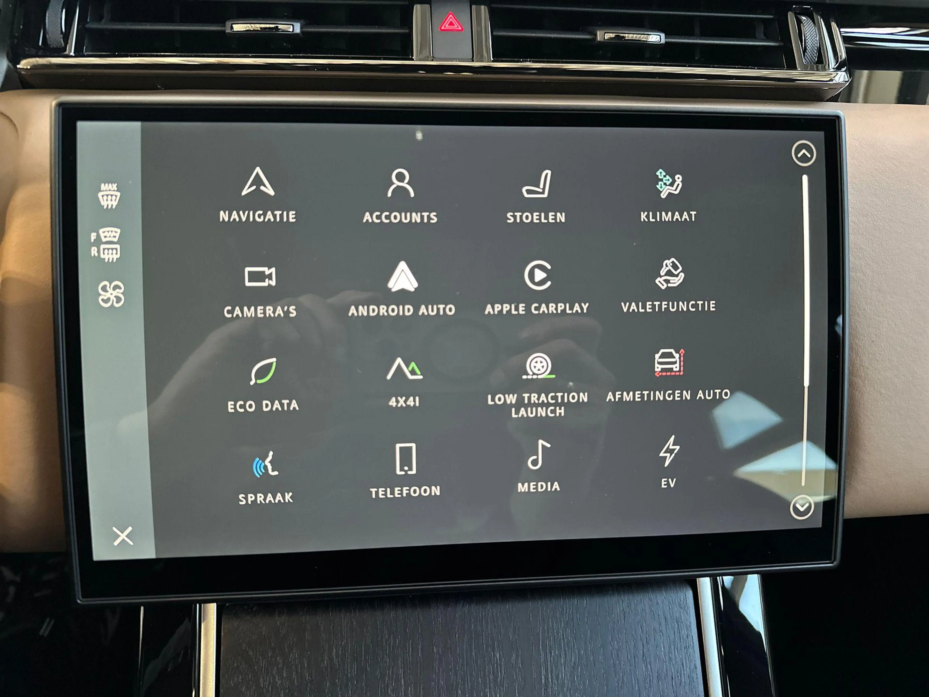 Land Rover Range Rover Velar P400e AUTOBIOGRAPHY | PANO | 21 INCH | COLD CLIMAT — photo 20