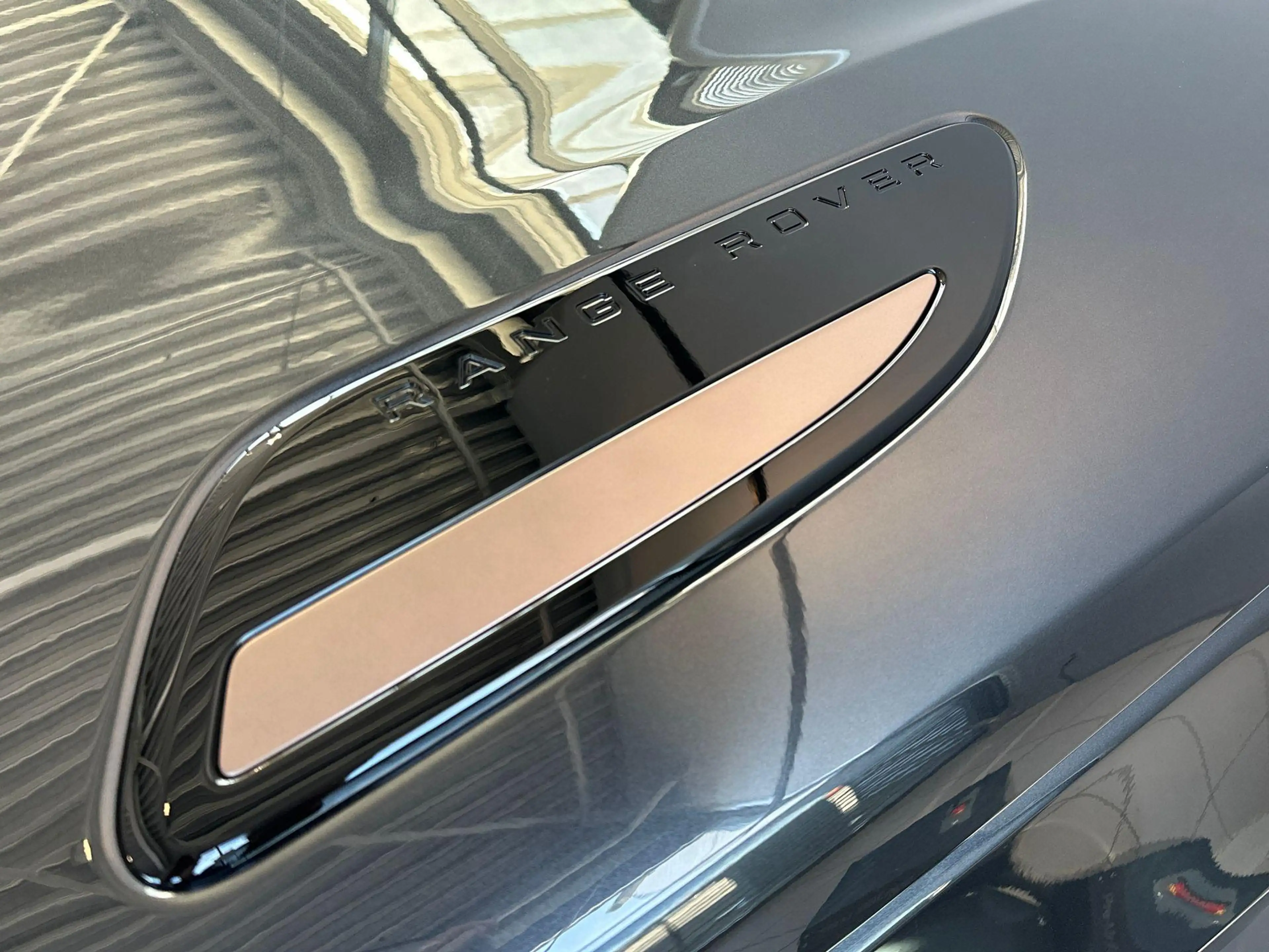 Land Rover Range Rover Velar P400e AUTOBIOGRAPHY | PANO | 21 INCH | COLD CLIMAT — photo 22