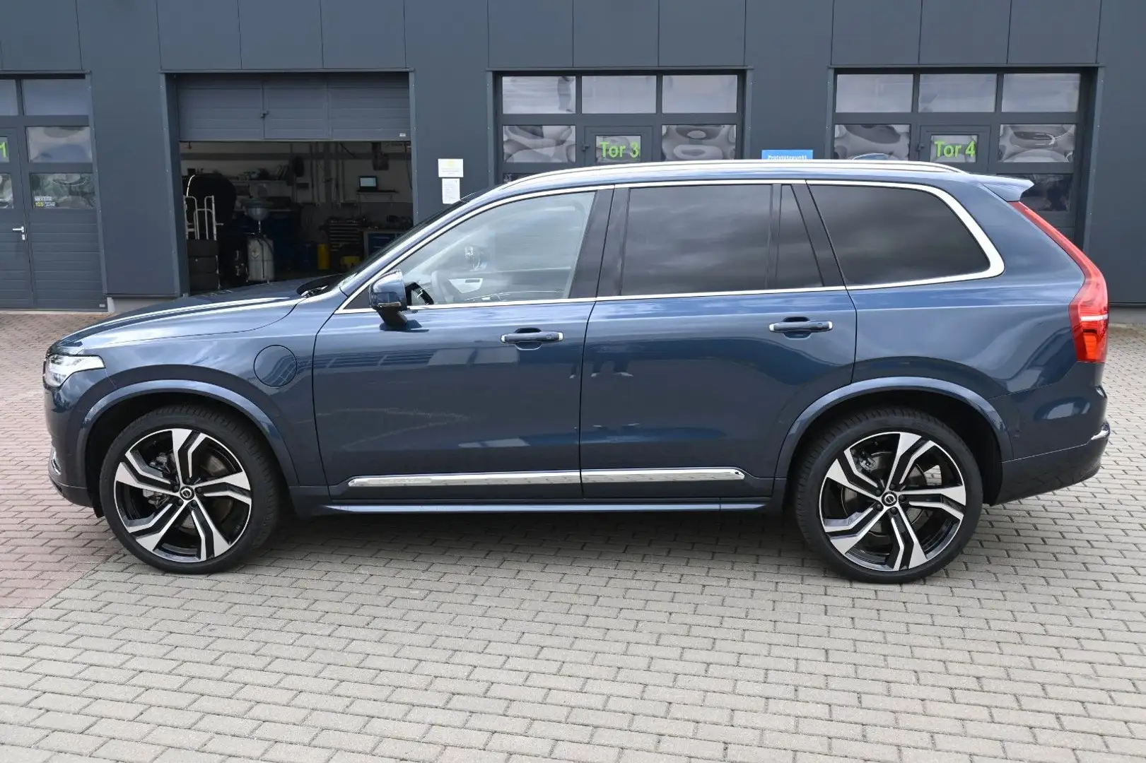 Volvo XC90 T8 Ultimate Bright PHEV *AHK*MASS*B&W*LUFT* Blau - 1