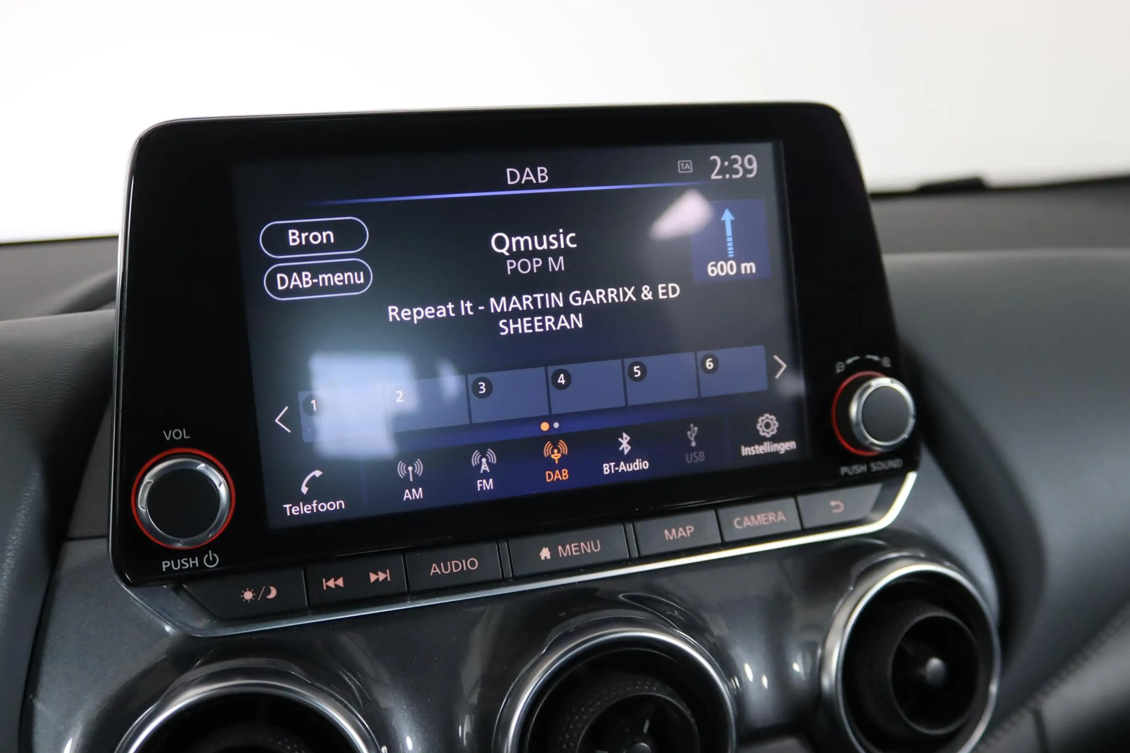 Nissan Juke 1.0 DIG-T N-Connecta Camera, — photo 33
