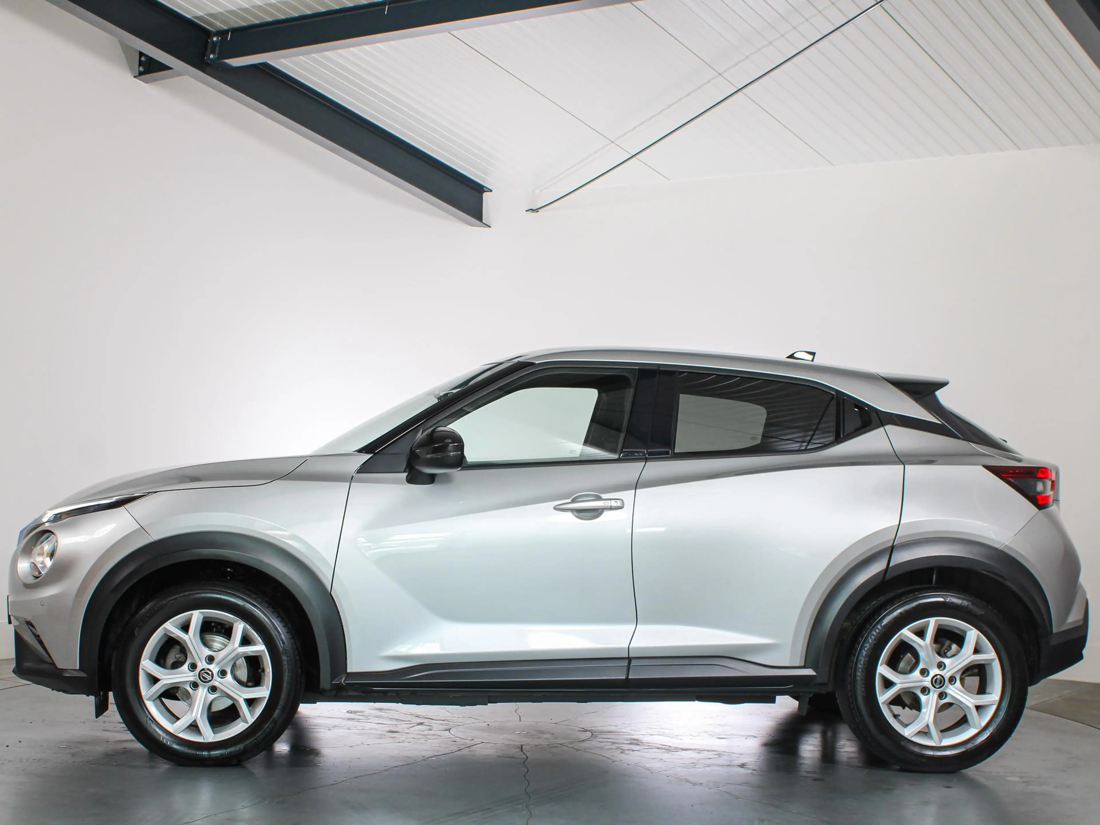 Nissan Juke 1.0 DIG-T N-Connecta Camera, — photo 19