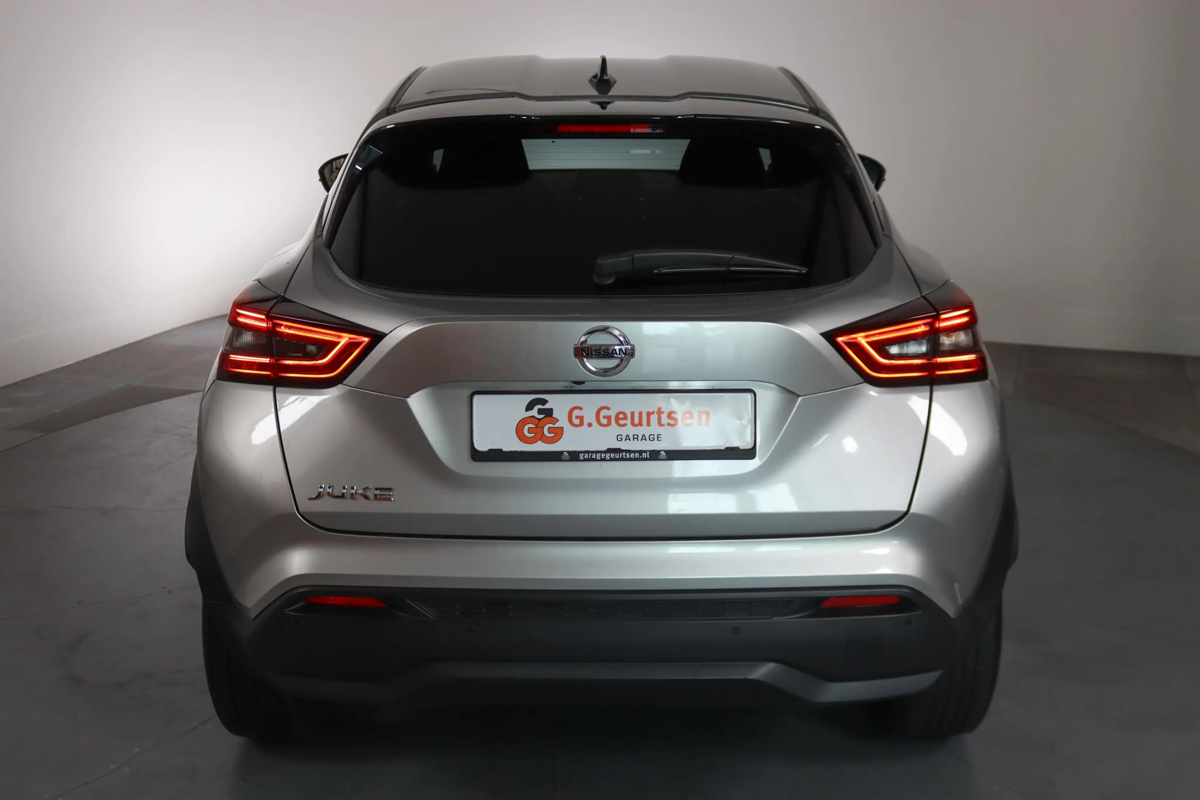 Nissan Juke 1.0 DIG-T N-Connecta Camera, — photo 12