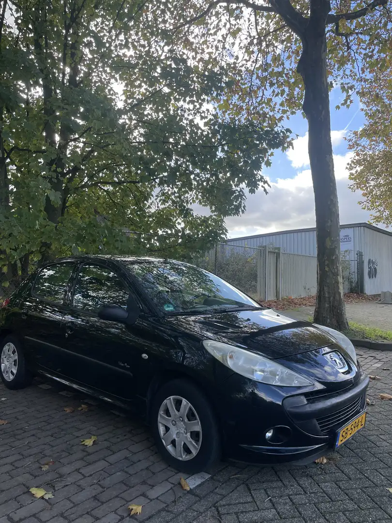 Peugeot 206 +1.4 Sportium, airo, elektr ramen, net betrouwbaar Zwart - 2