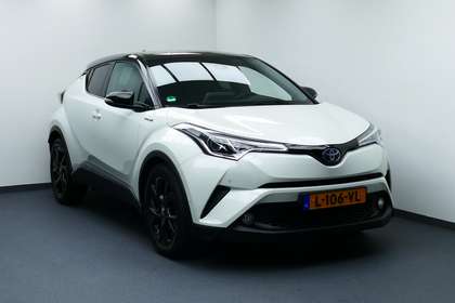 Toyota C-HR 1.8 Hybrid Executive. Bi Tone, Navi, Camera, Stoel