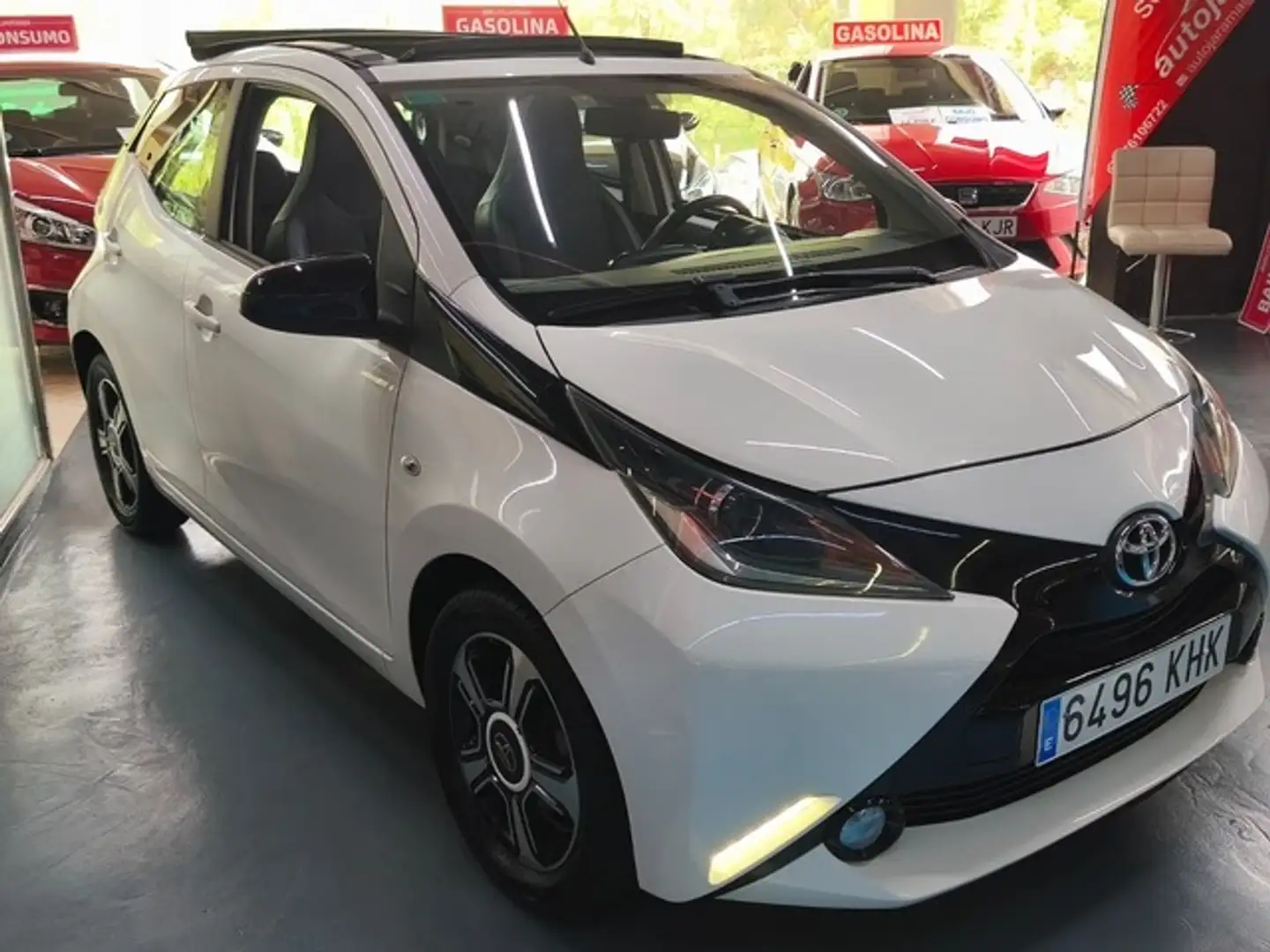 Toyota Aygo 1.0 VVT-i x-play Blanco - 1