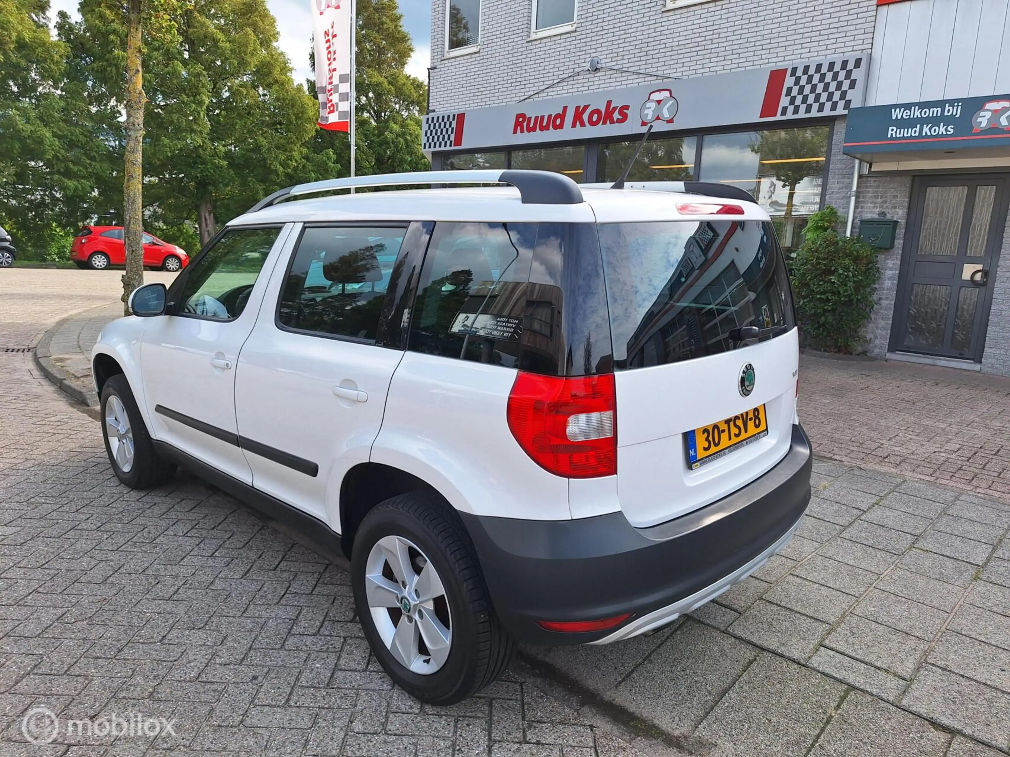 Skoda Yeti 1.2 TSI COMFORT AUTOMAAT — photo 8