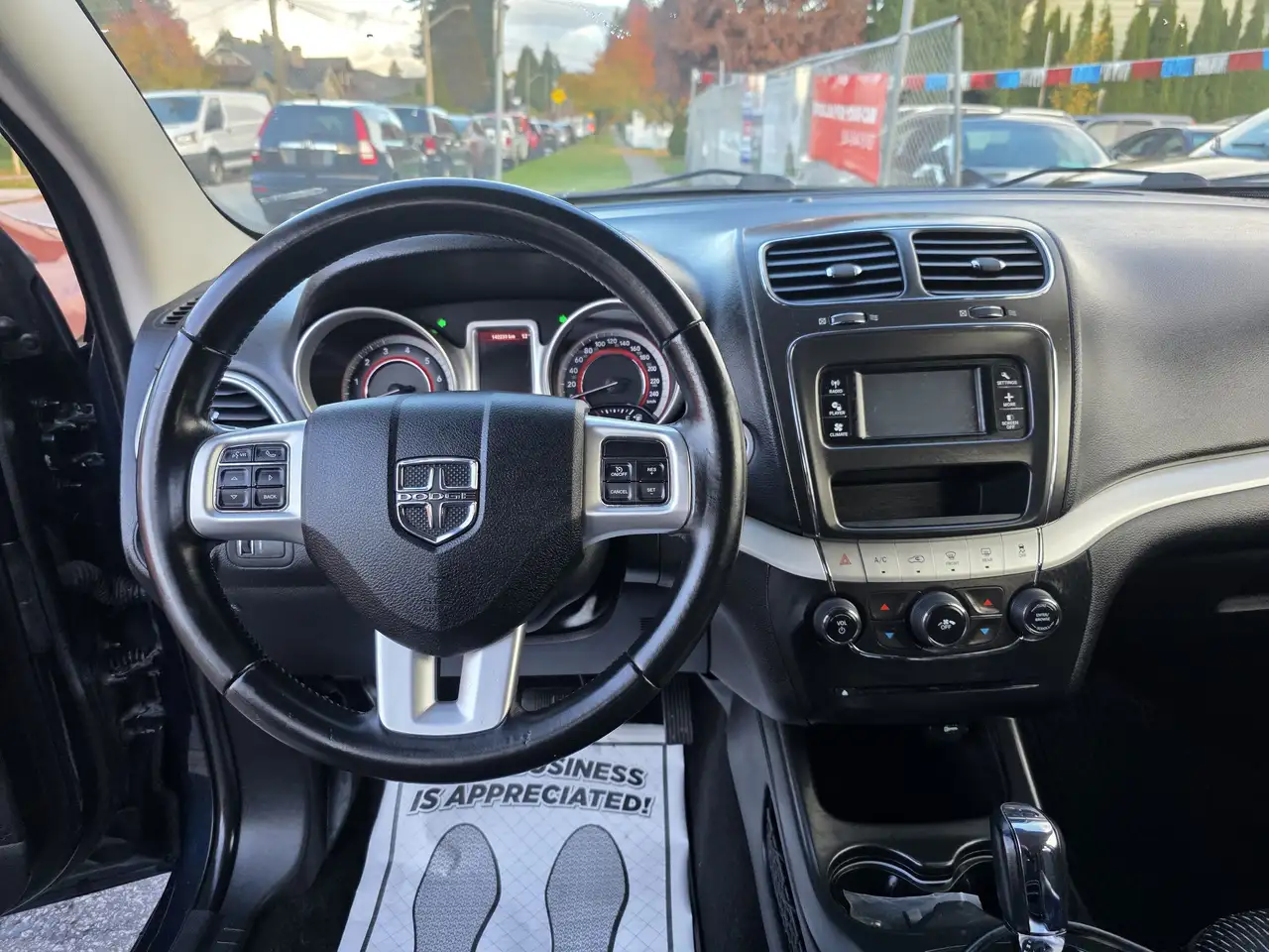 Dodge Journey снимка Dodge Journey