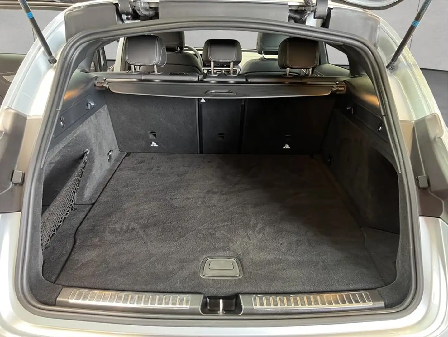 Mercedes-Benz EQC 400 EQC Silber - 2