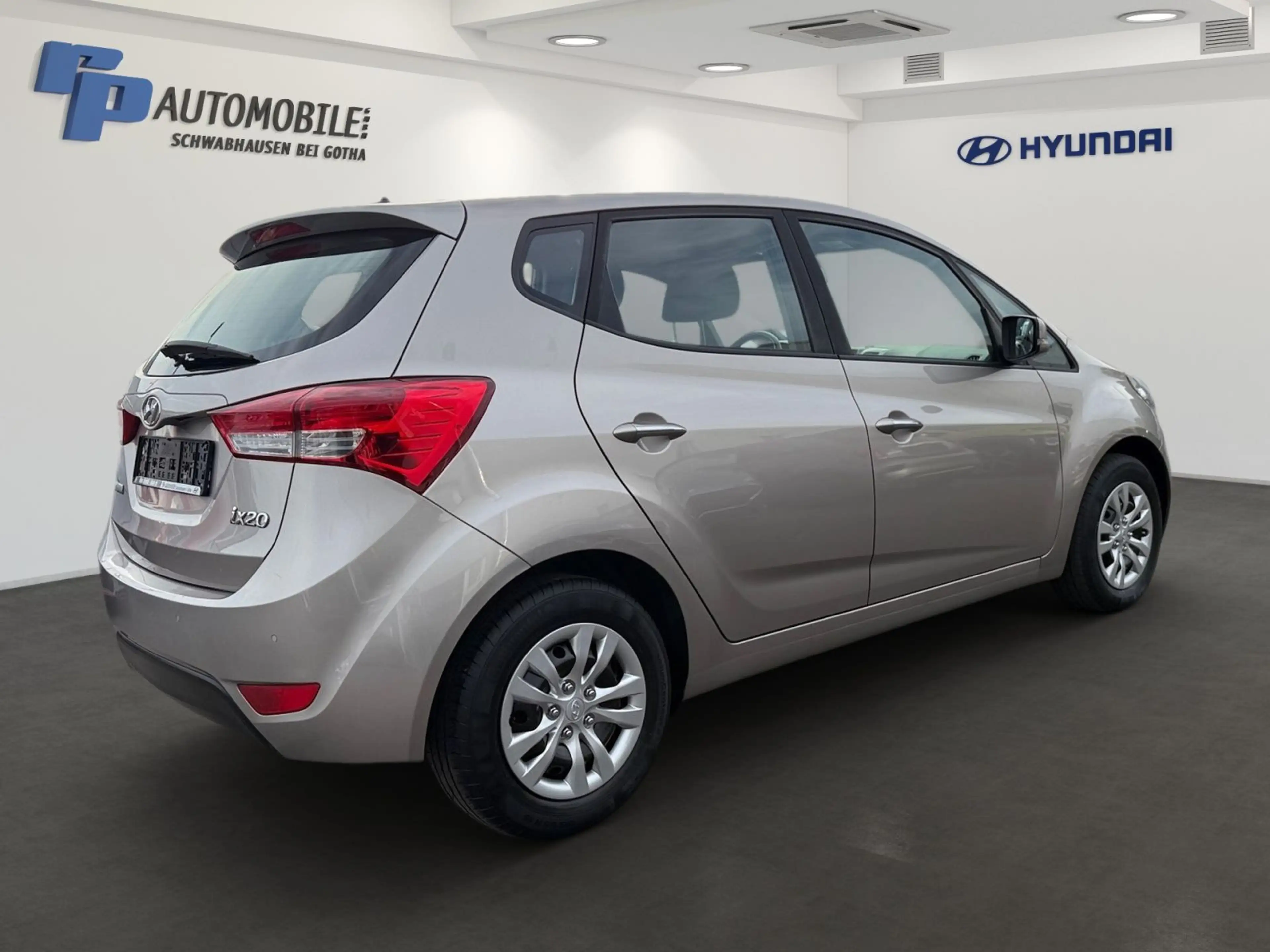 Hyundai iX20 1.6 CRDi Trend -  Klimaautomatik & Sitzhei — photo 3