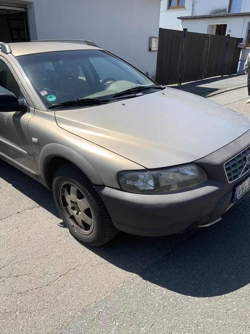 Volvo V70 2.4T Comfort - 1