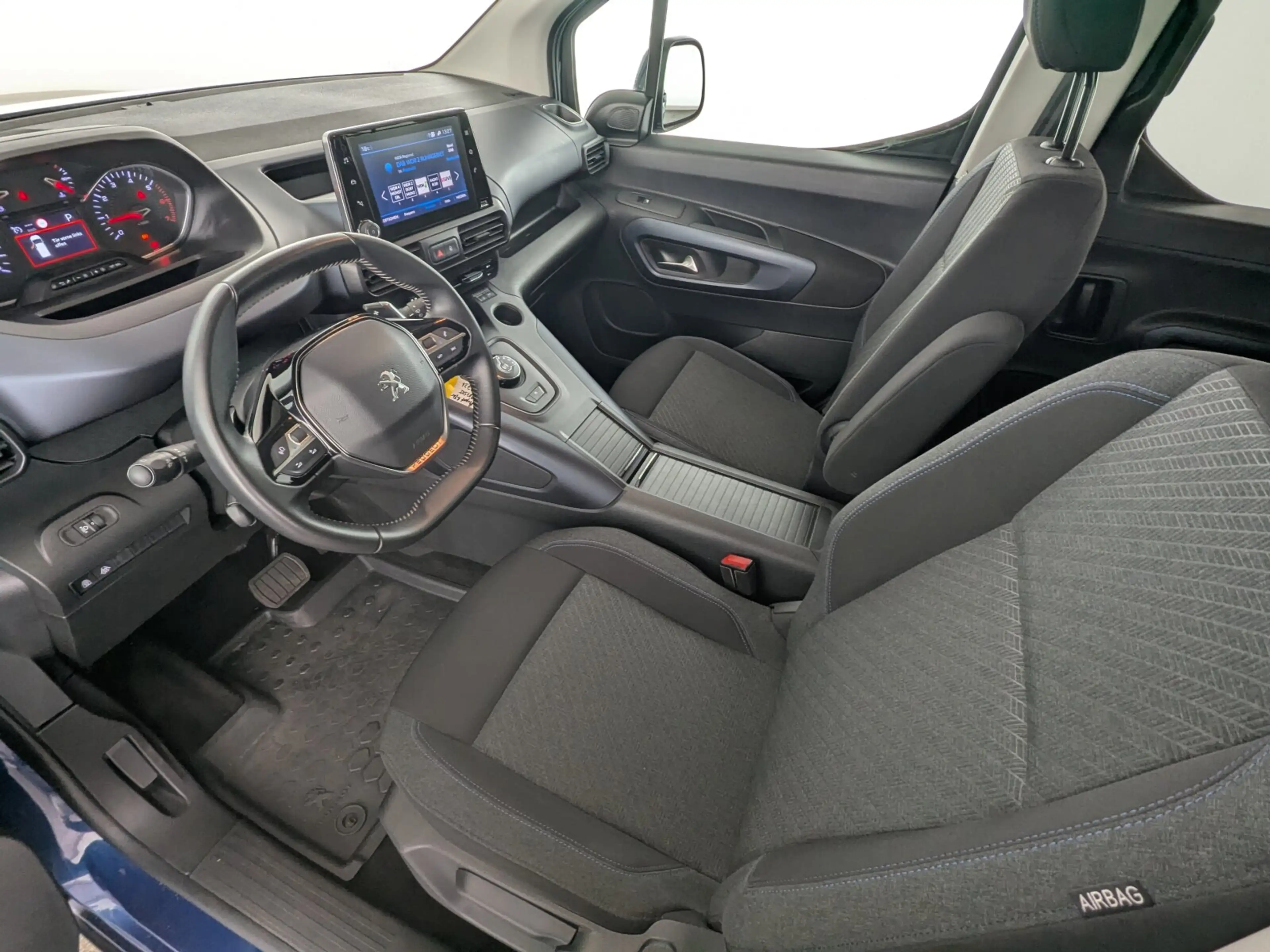 Peugeot Rifter Rifter 1.5 BlueHDi 130 FAP Allure L1 NAV+RFK+AHK — photo 14