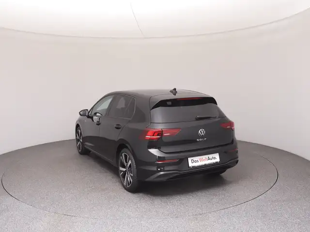 Volkswagen Golf view 5