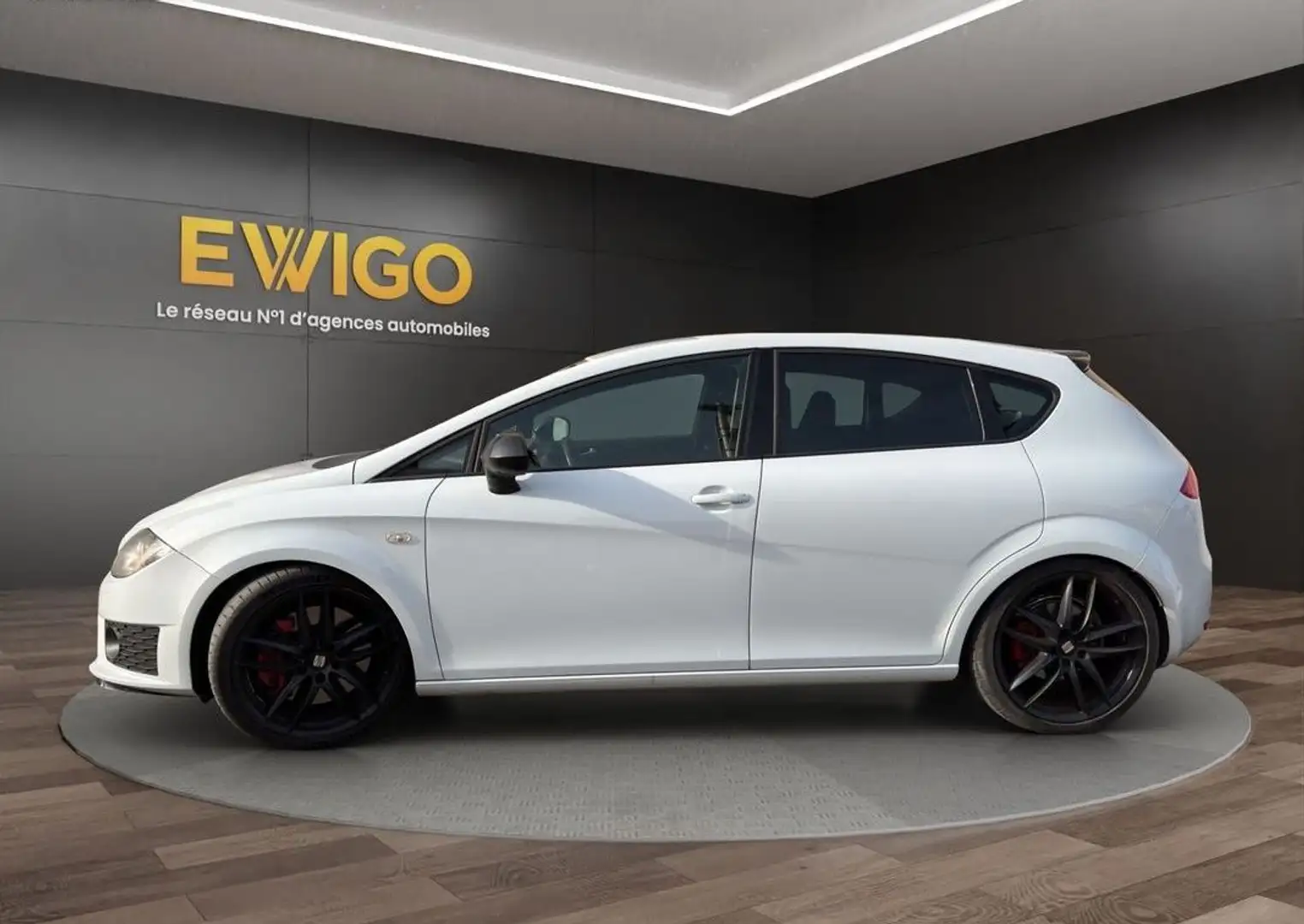 SEAT Leon cupra r 2.0 tsi 265 bvm6 sièges baquets garantie 6 mois Blanc - 2