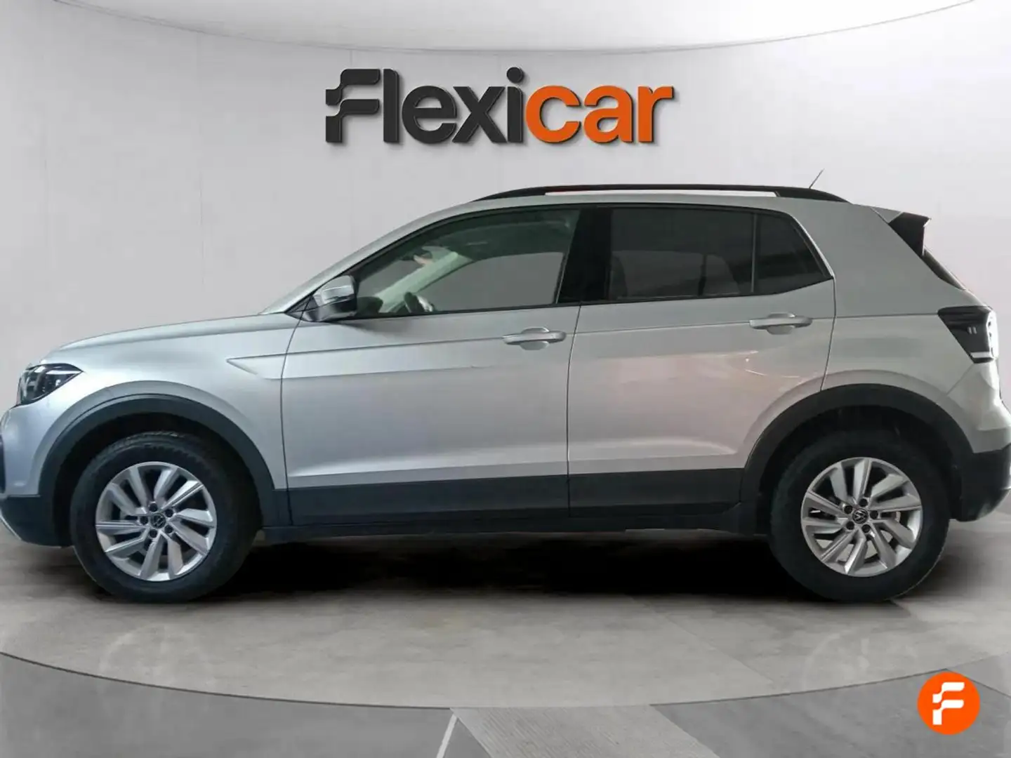 Volkswagen T-Cross 1.0 TSI Advance 81kW Gris - 2