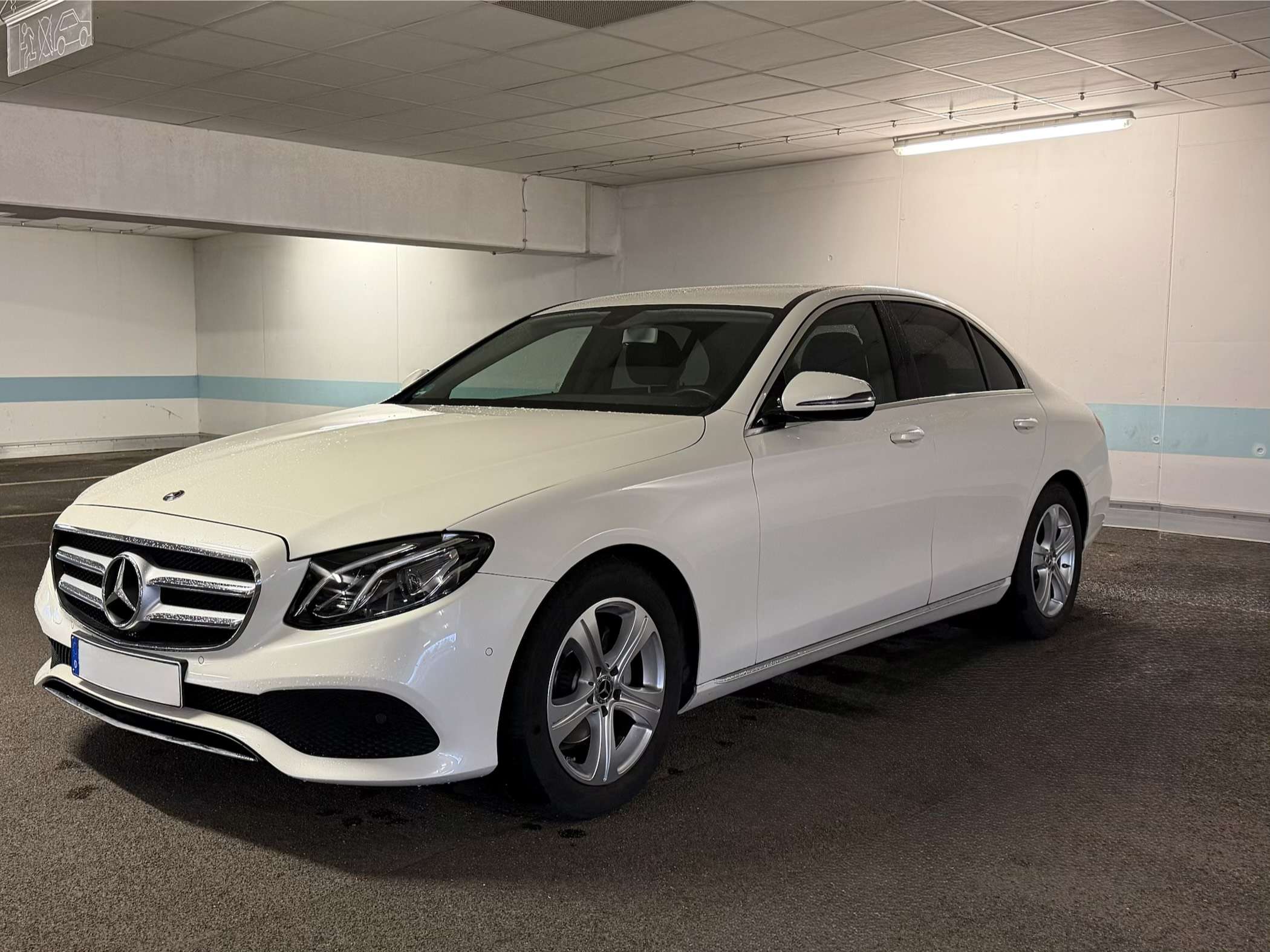 Second hand Mercedes Benz E-Class 200