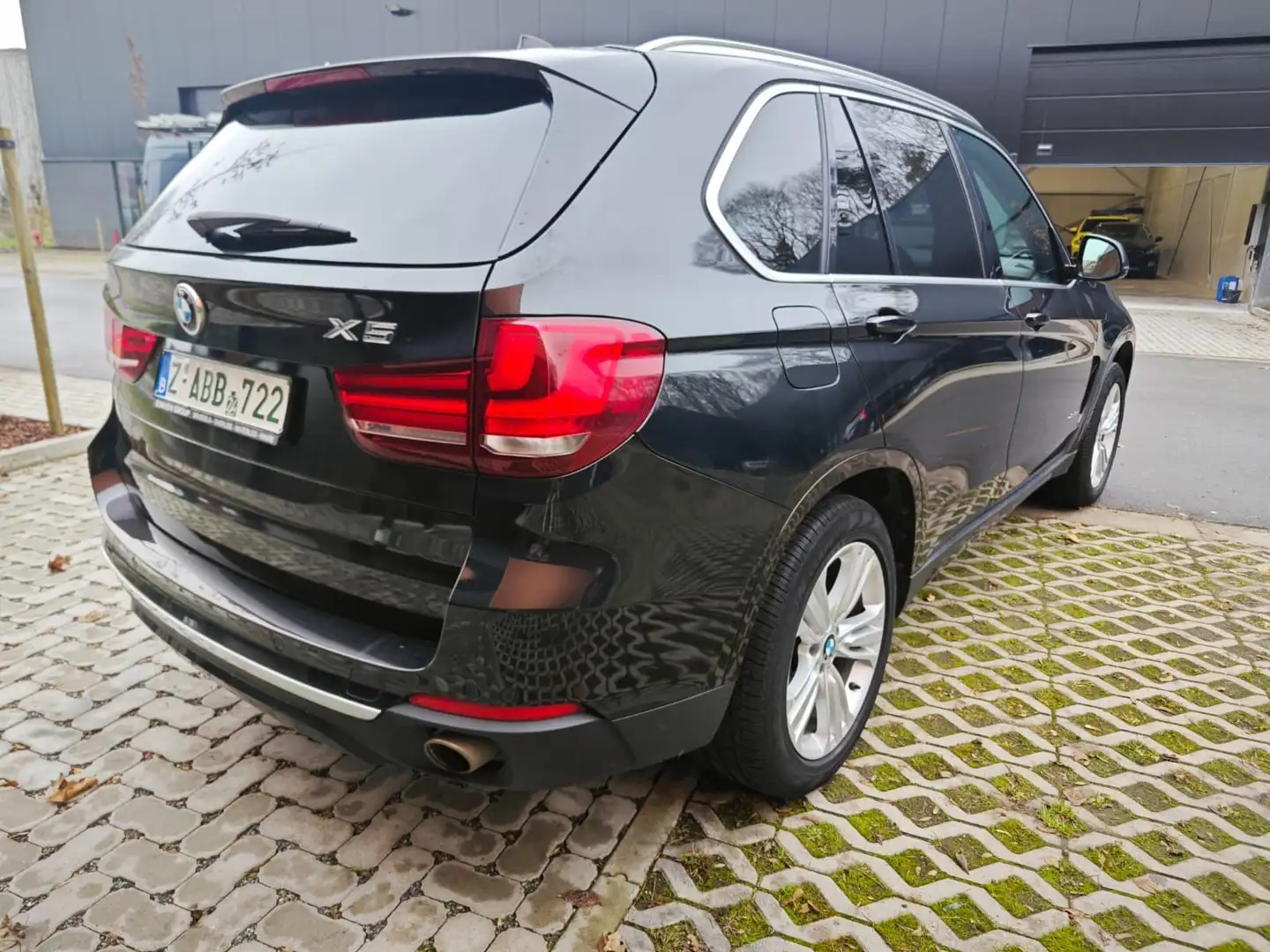 BMW X5 xDrive25d Zwart - 2
