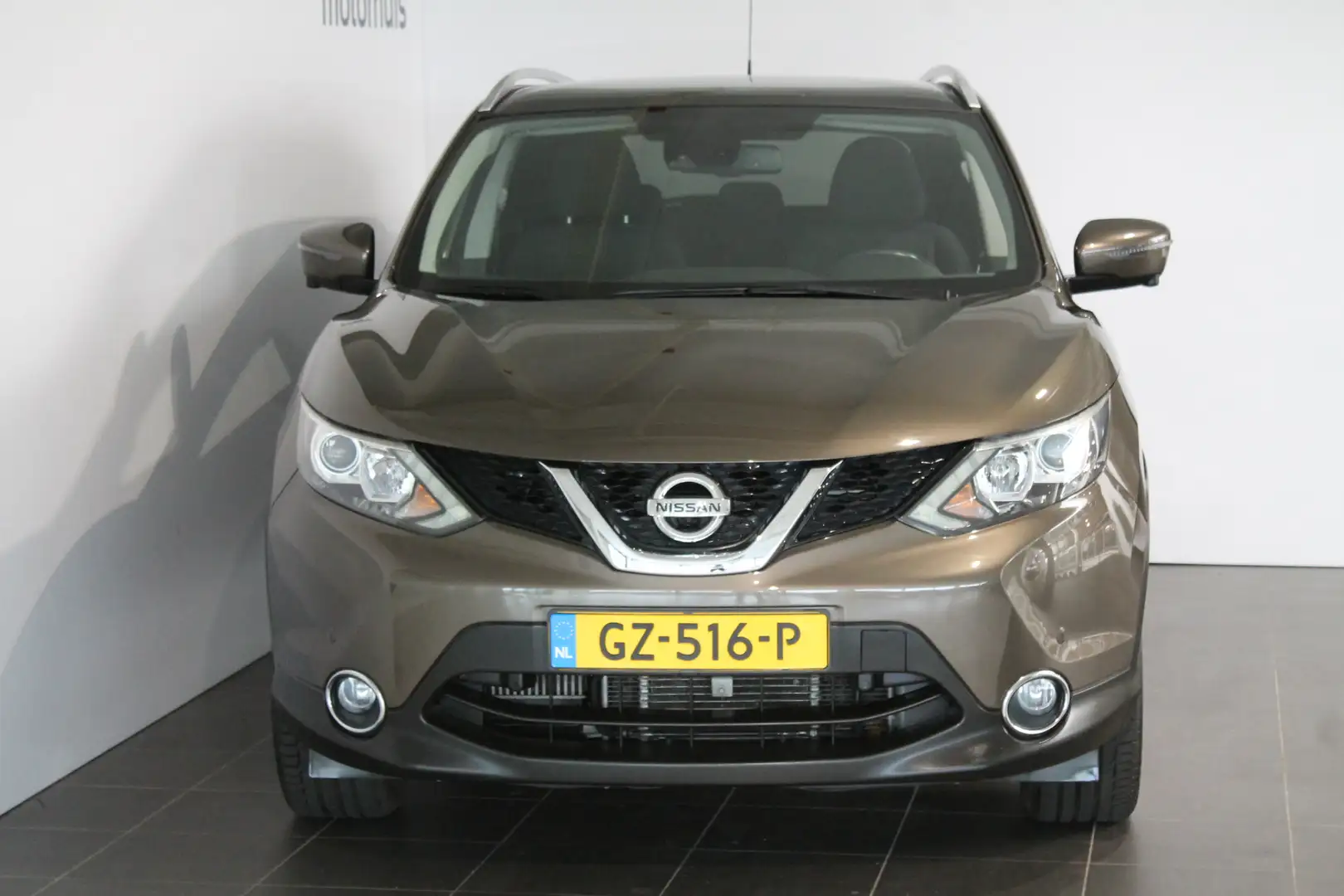 Nissan Qashqai 1.2 115pk DIG-T XTRONIC Connect Edition Automaat Marrone - 2