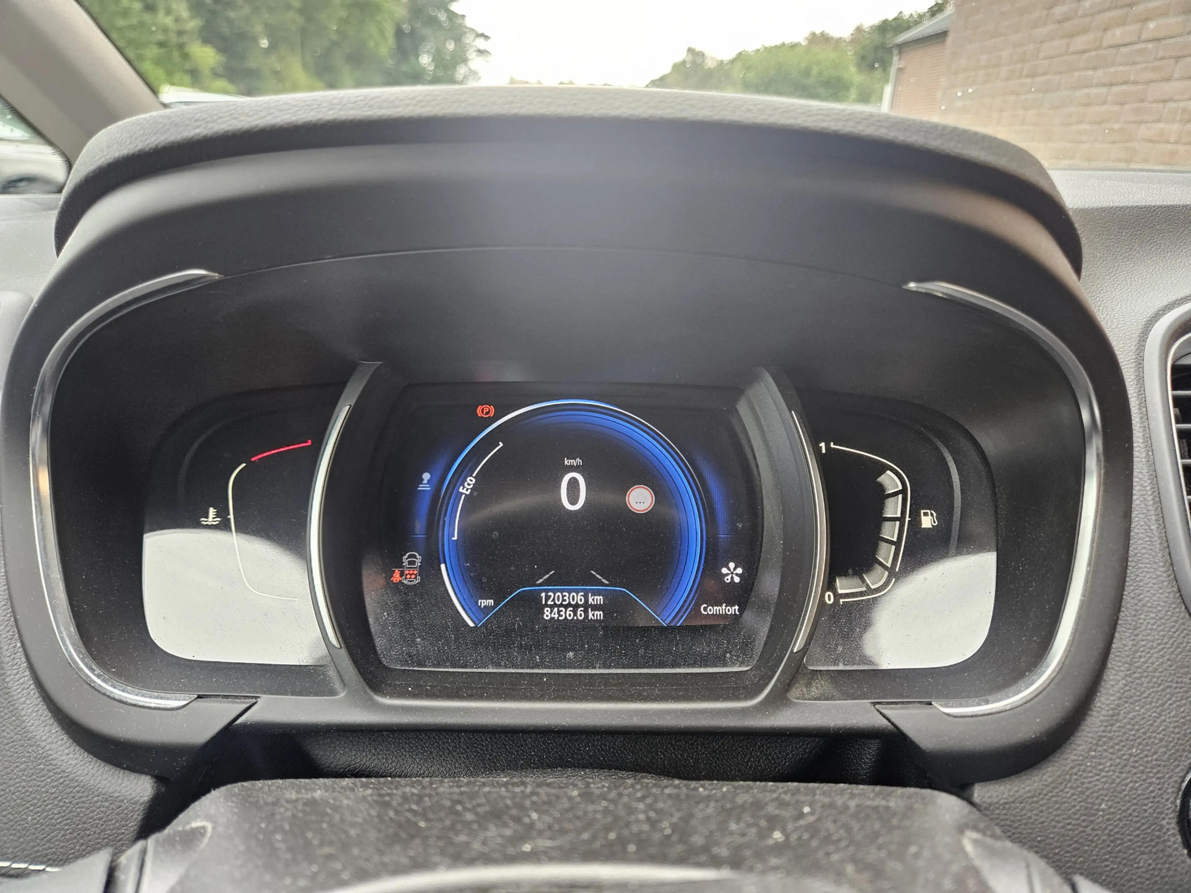 Renault Grand Scenic 1.3 TCe Bose 7p. (koppakking lek) — photo 11