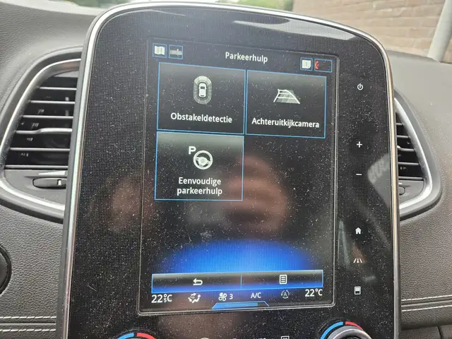 Renault Grand Scenic view 19