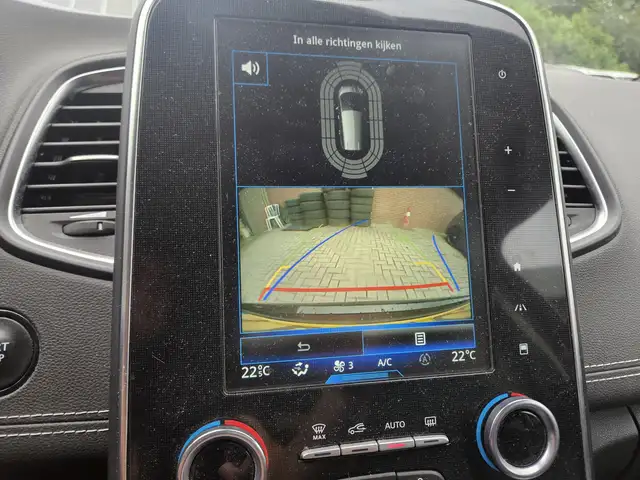 Renault Grand Scenic view 30