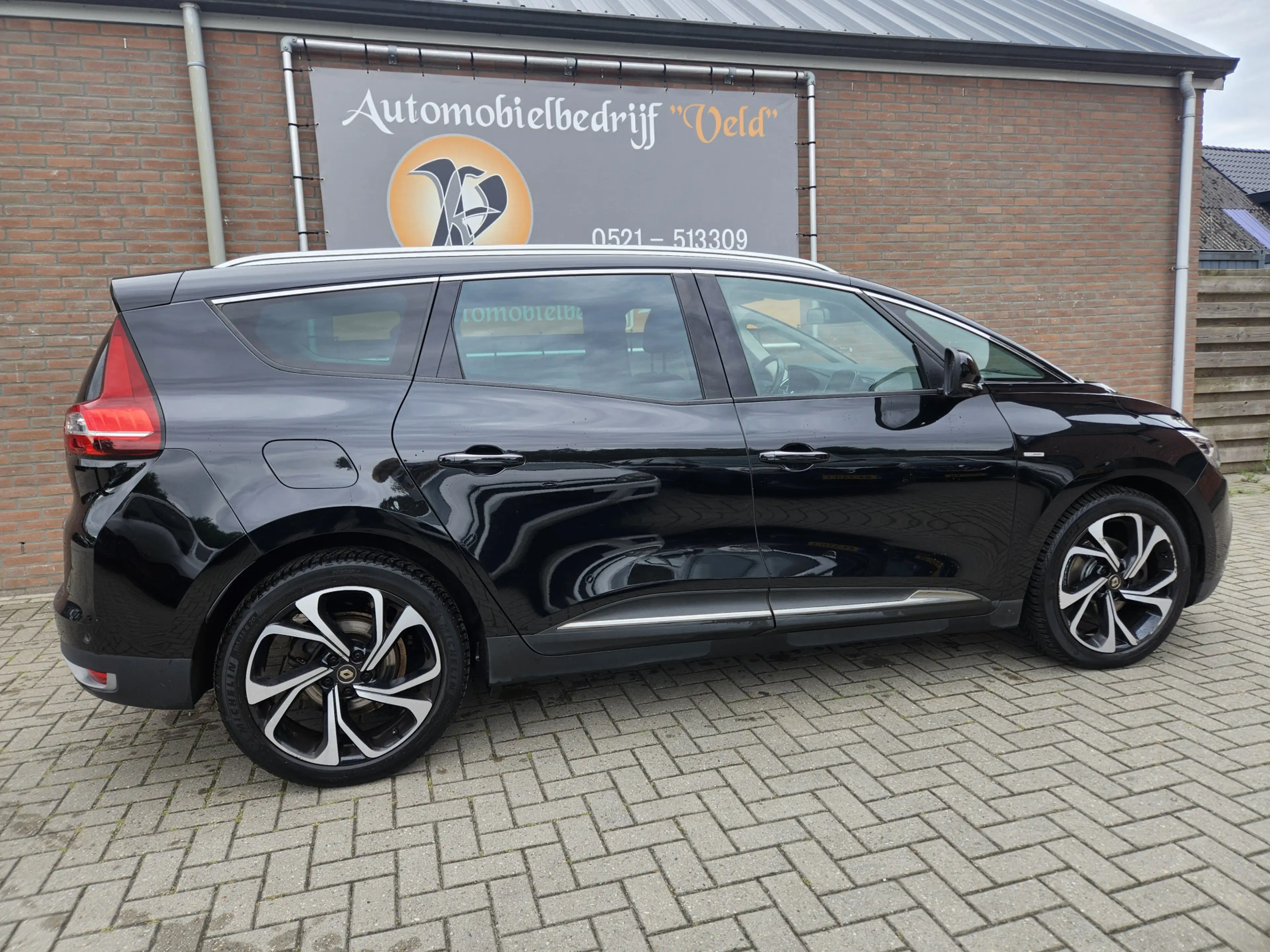 Renault Grand Scenic 1.3 TCe Bose 7p. (koppakking lek) — photo 35
