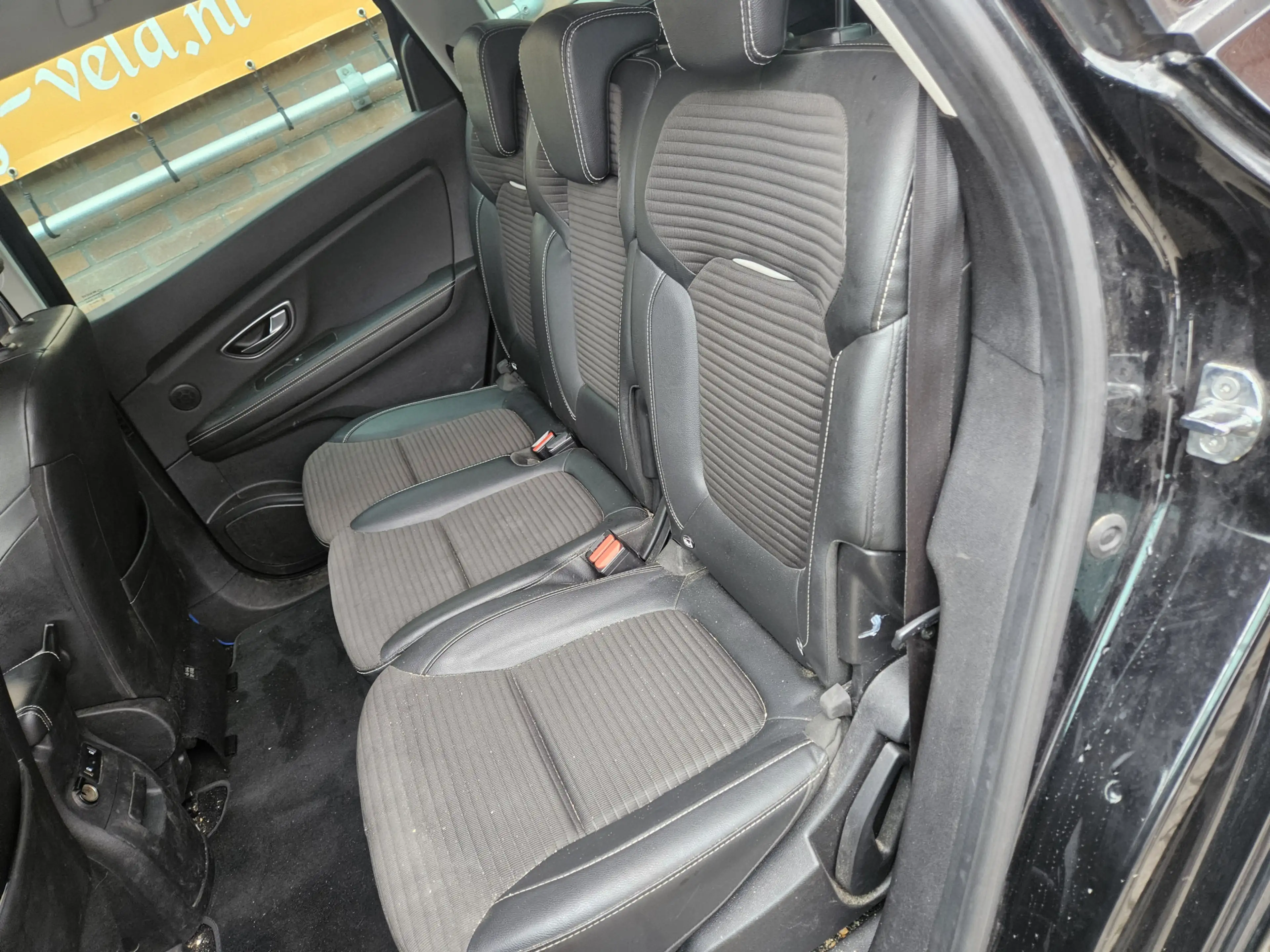 Renault Grand Scenic 1.3 TCe Bose 7p. (koppakking lek) — photo 28