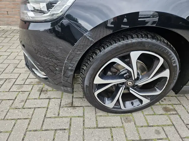 Renault Grand Scenic view 6